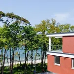 Klifowa 86