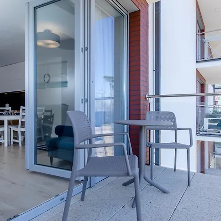 Klifowa 86 * レバル