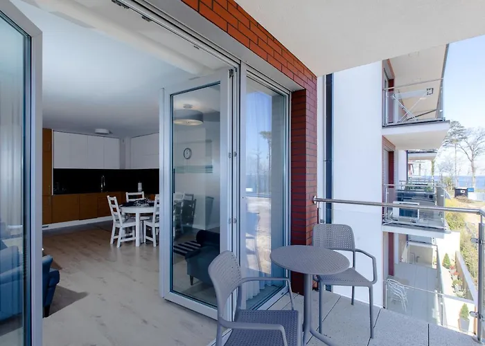 Klifowa 86 * レバル